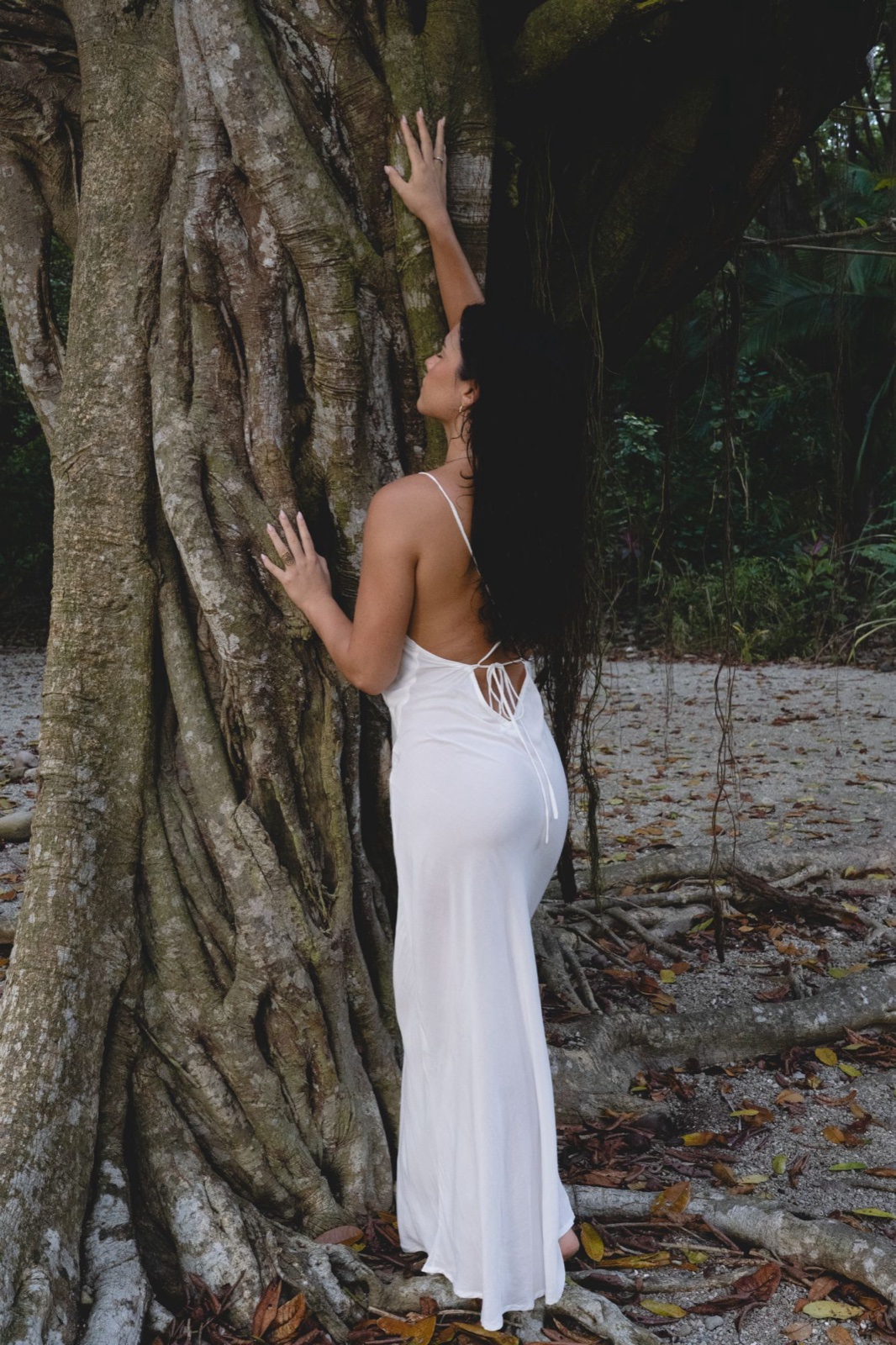 Sophia Yogayashi — Mal Pais, photograph by Marylou Priem